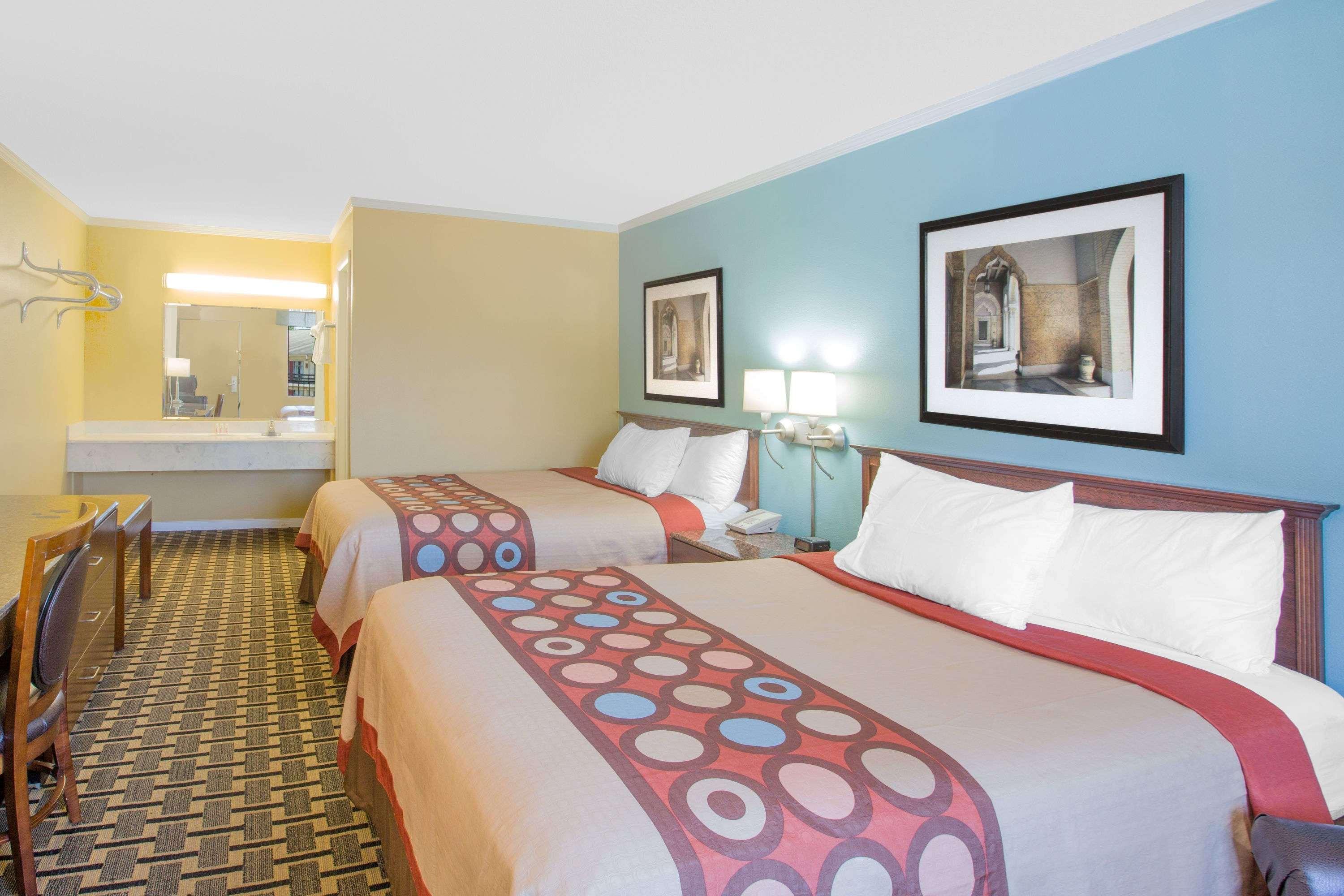 Hotel Super 8 By Wyndham Jasper Extérieur photo