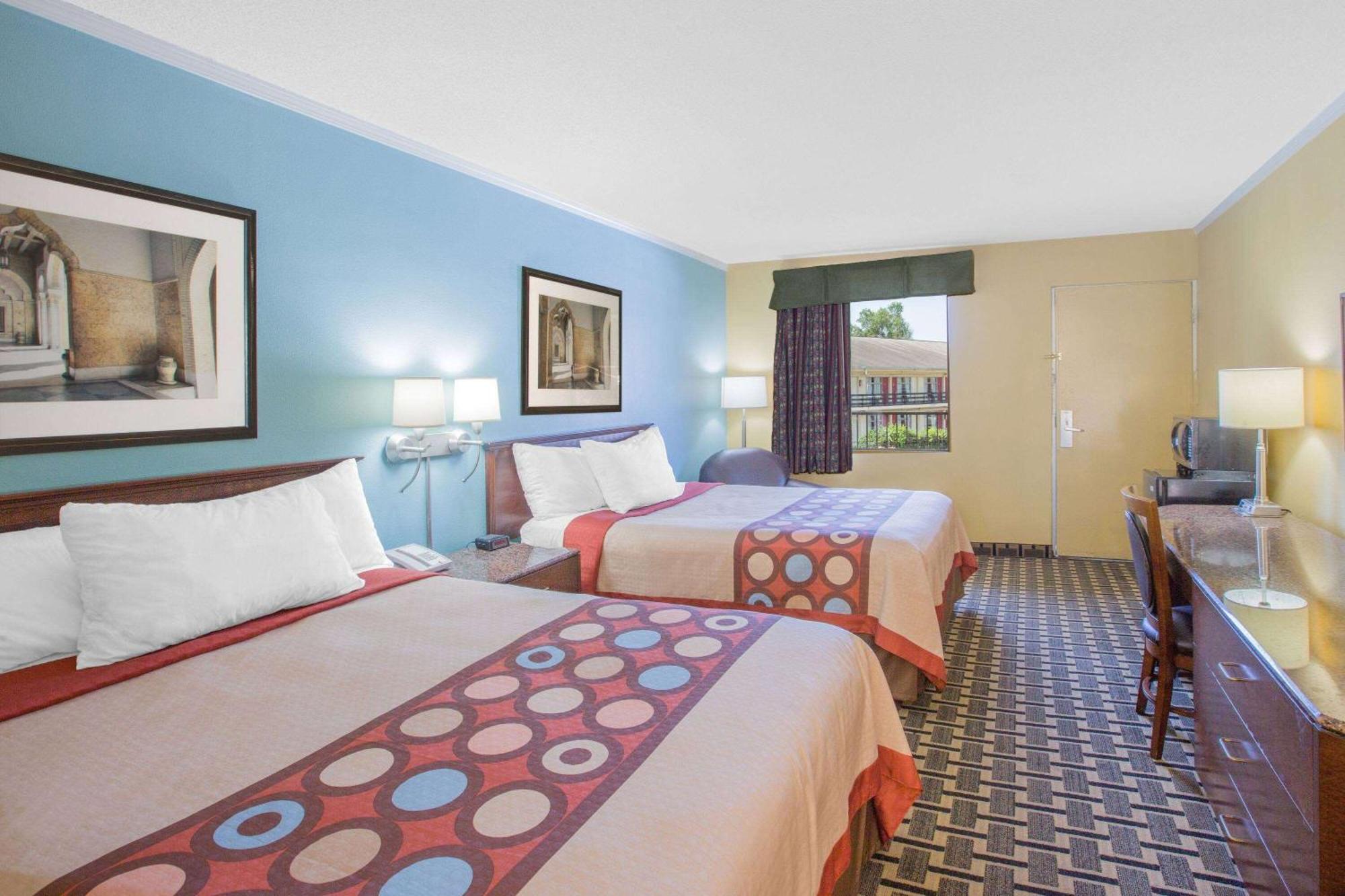 Hotel Super 8 By Wyndham Jasper Extérieur photo