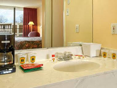 Hotel Super 8 By Wyndham Jasper Extérieur photo